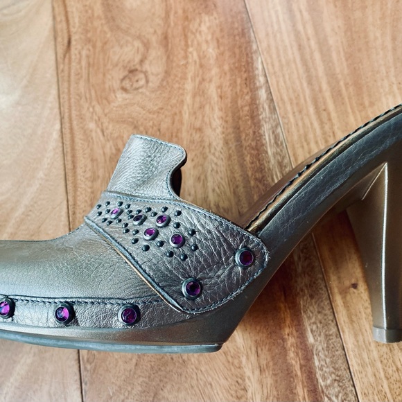 G Series Cole Haan by NikeLab metallic leather w/ beautiful crystals. Never worn - Picture 3 of 4